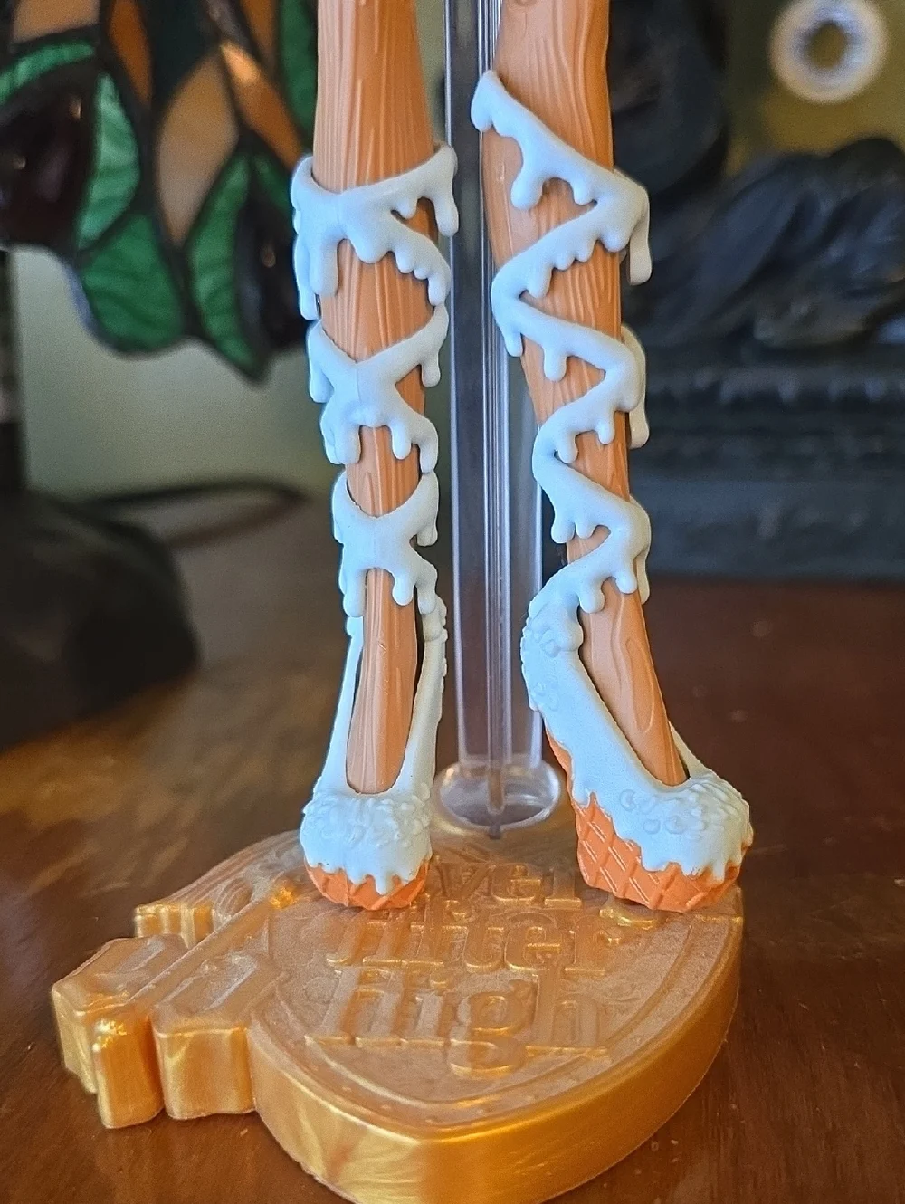 Ever After High Cedar Wood Doll - Pink and Brown - Picture 4 of 9